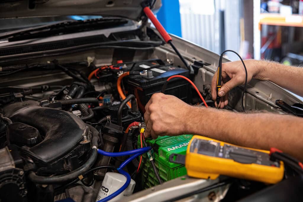 Diagnosing auto electrical fault