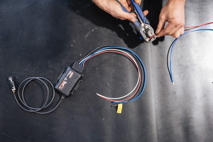 Electric brake controller being wired