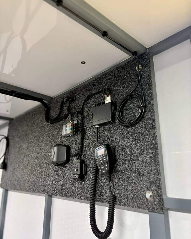 Redarc Manager30 system powered by 300Ah of Neuton Lithium batteries with solar input